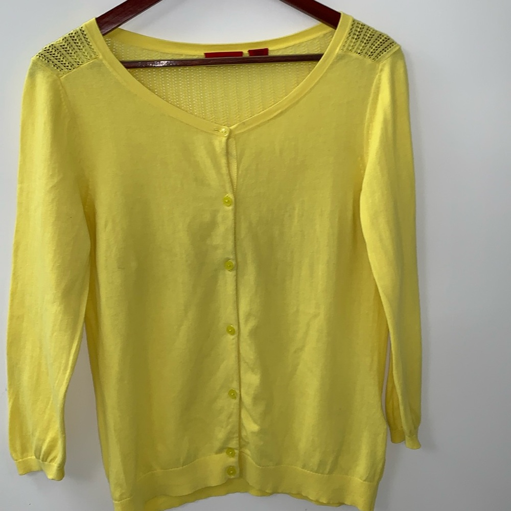 Hugo Boss Cardigan Sweater GUC  yellow, Size Medium 100% Cotton